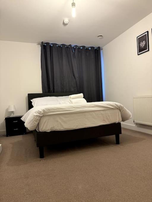 Two Bedrooms Flat In Stratford لندن المظهر الخارجي الصورة
